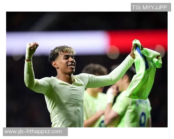 前巴萨B队主帅谈亚马尔年轻压力应适度分担责任